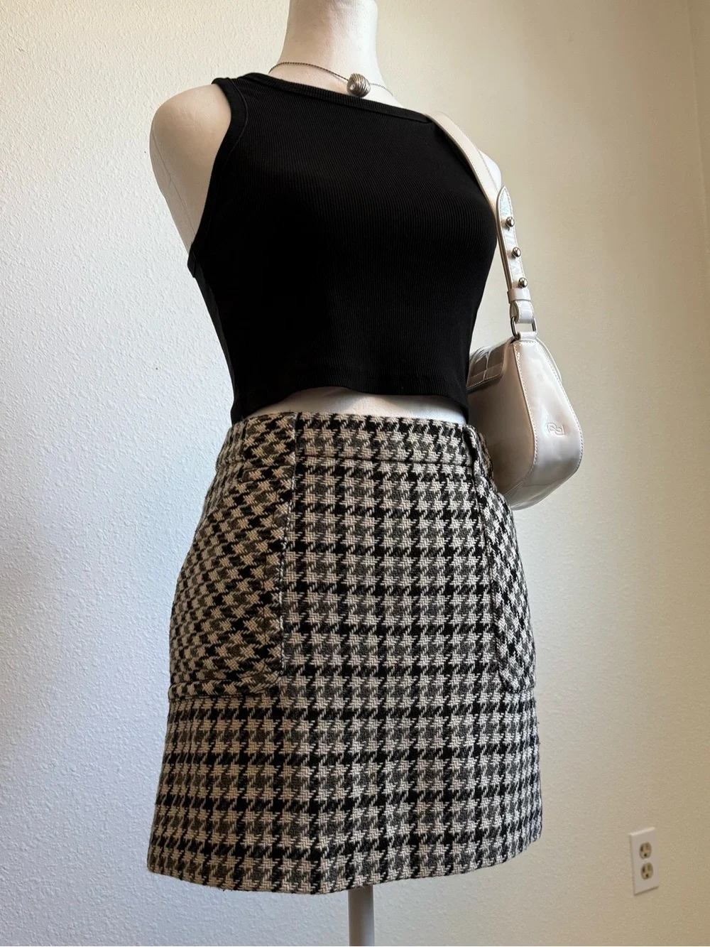 Y2K J Crew Wool Blend Houndstooth Mini Skirt Preppy Old Money Academia - Picture 3 of 7